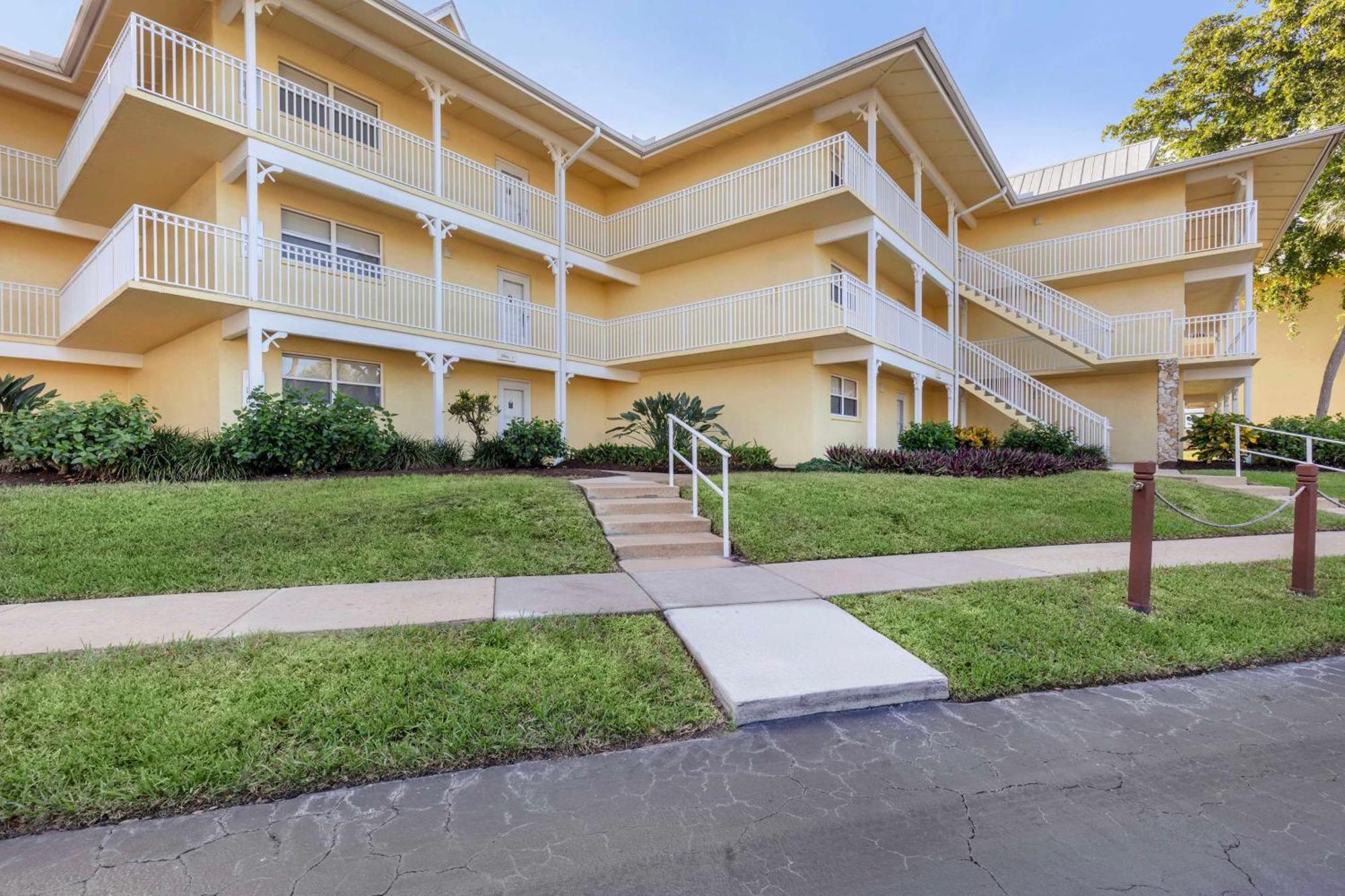 Hilton Vacation Club Charter Club Naples Bay Hotel Kültér fotó