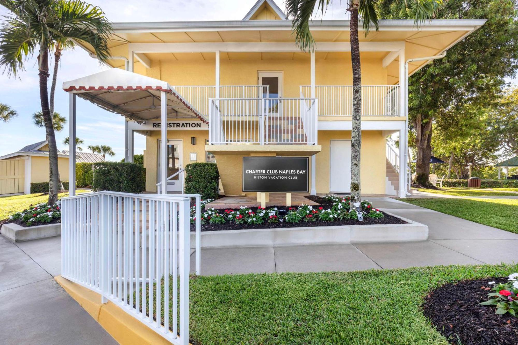 Hilton Vacation Club Charter Club Naples Bay Hotel Kültér fotó